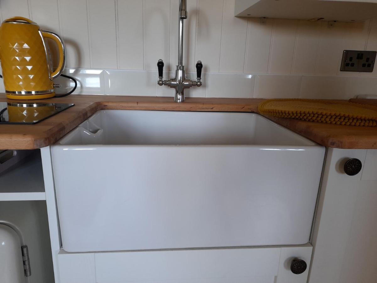 Apartmán Dinky'S Den Coverack Exteriér fotografie