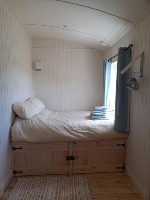 Apartmán Dinky'S Den Coverack Exteriér fotografie